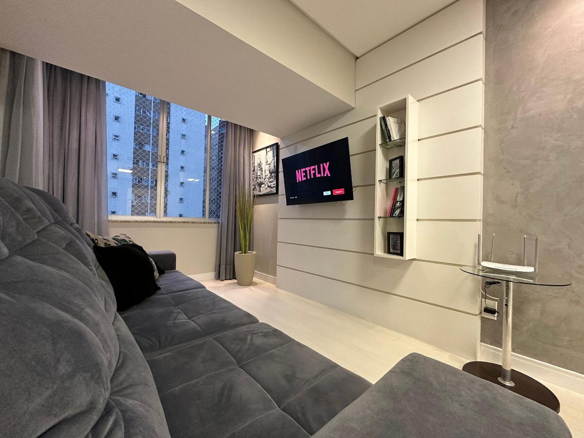 Apartamento Po01- Reformado| 2 Quartos| Tela Protecao| Garagem *